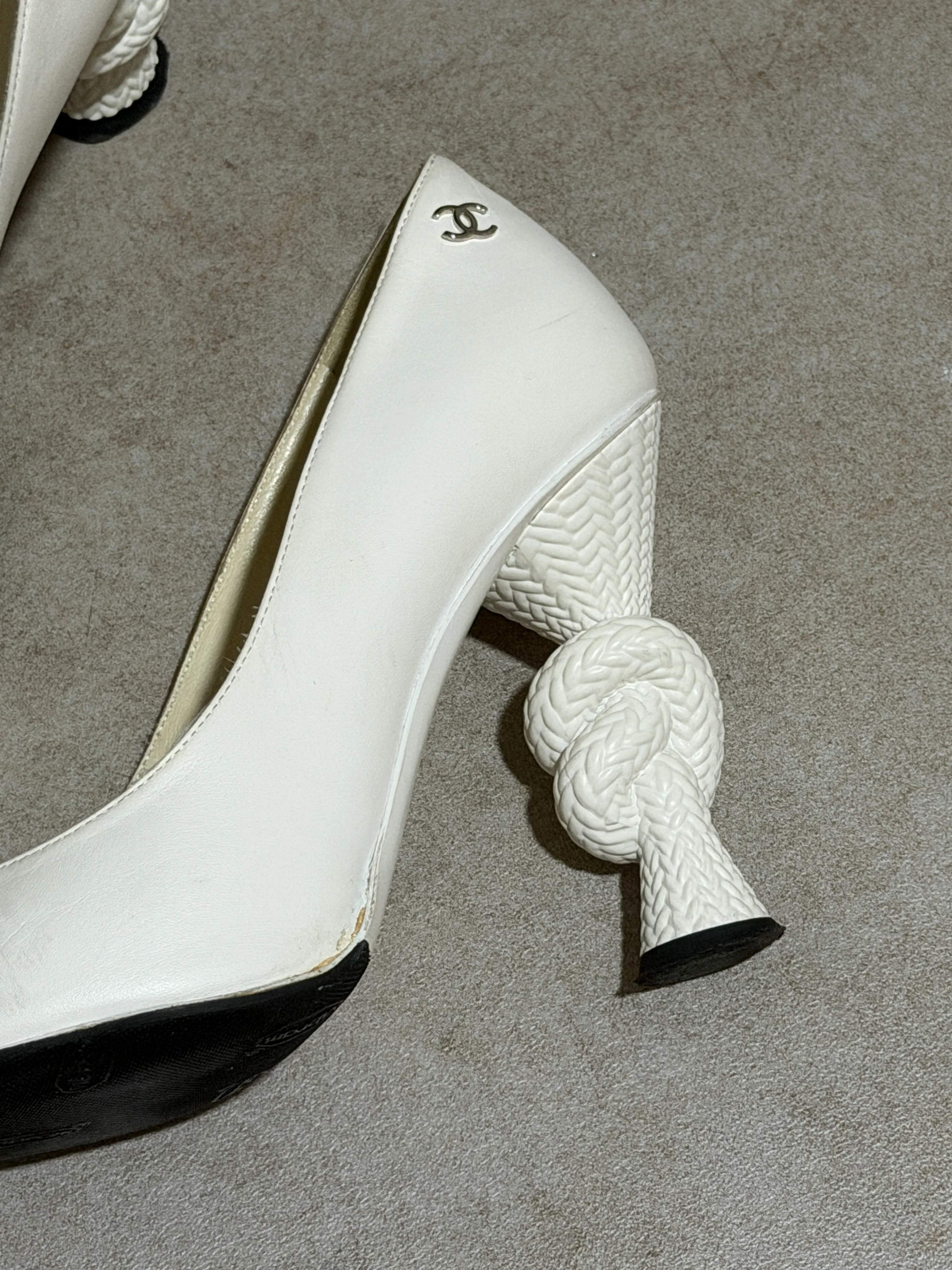 chanel 1990s classic knot pumps - Image 8
