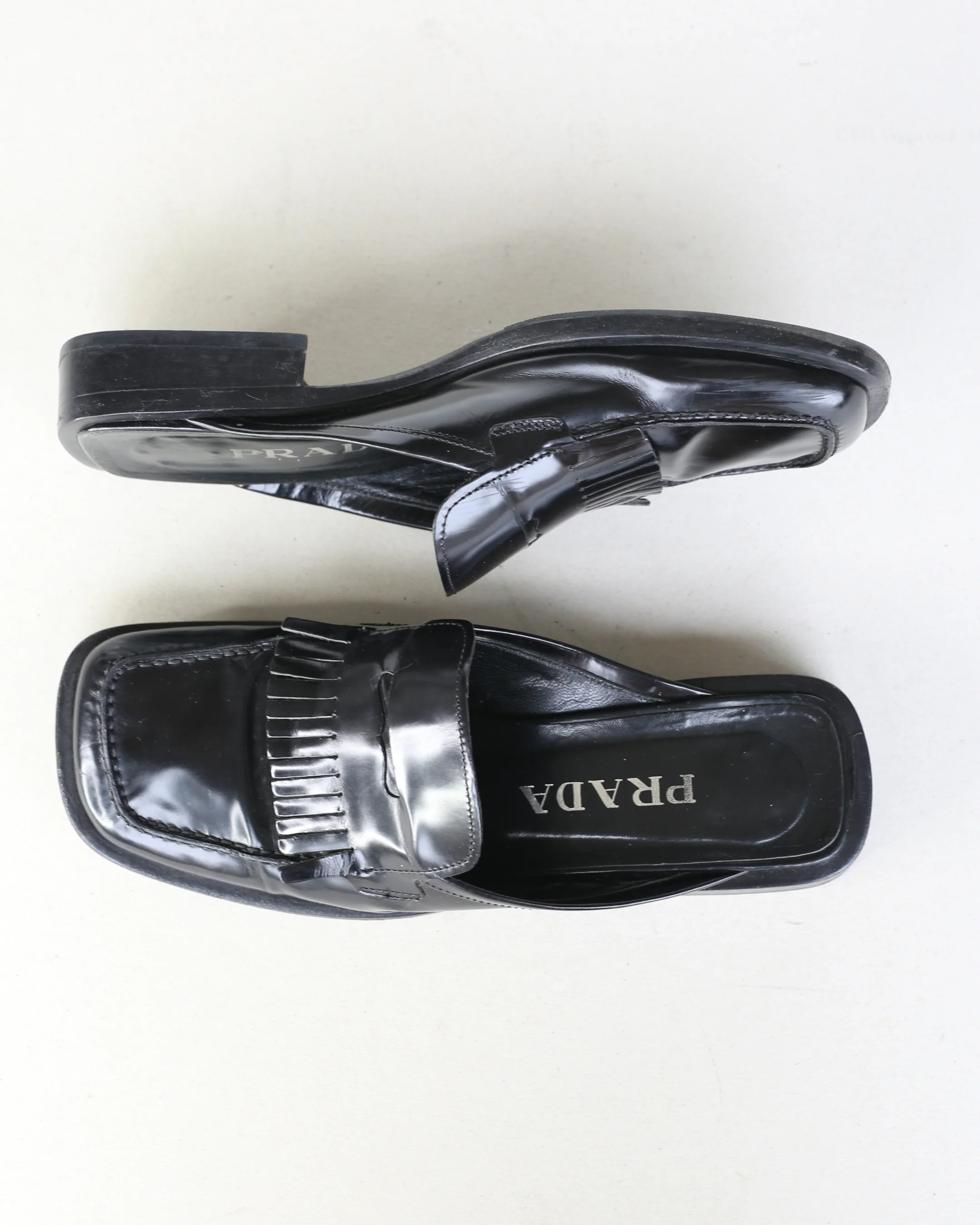 prada ss 1999 slip on frill loafers - Image 6