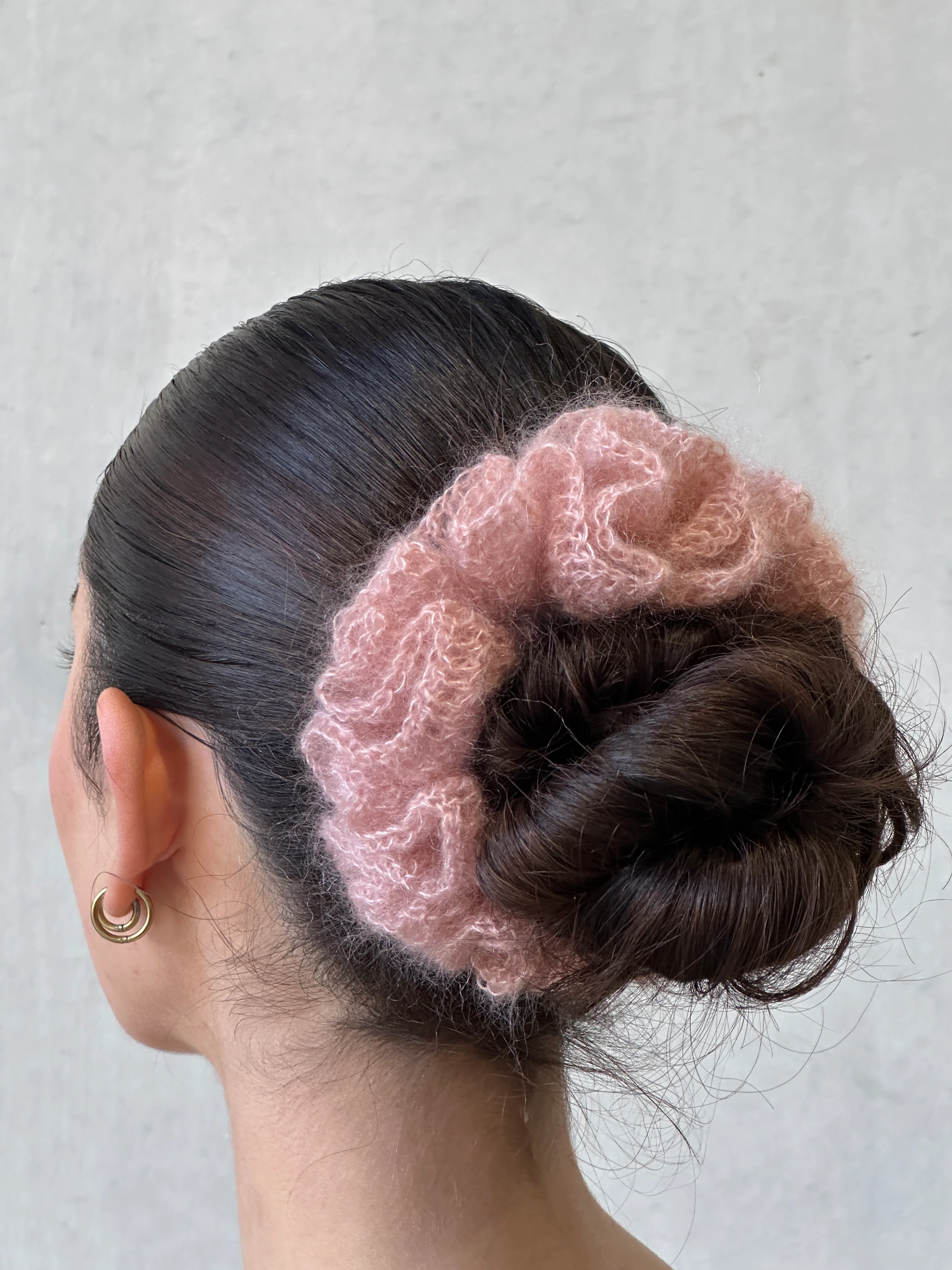 eina scrunchie in lace pink - Image 3