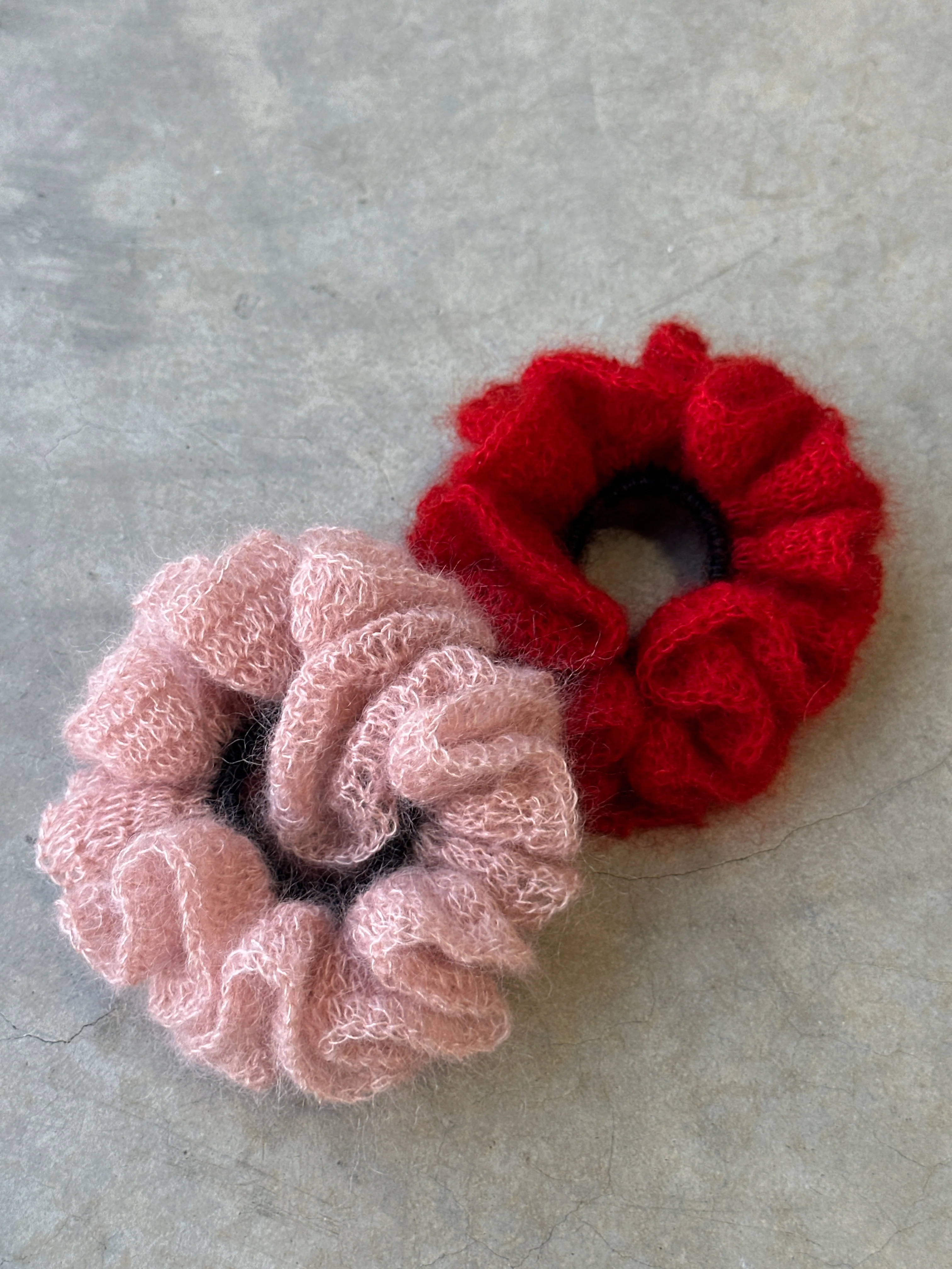eina scrunchie in lace pink - Image 7