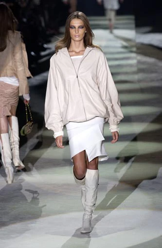 (permanent collection) gucci spring 2004 ivory skirt - Image 9