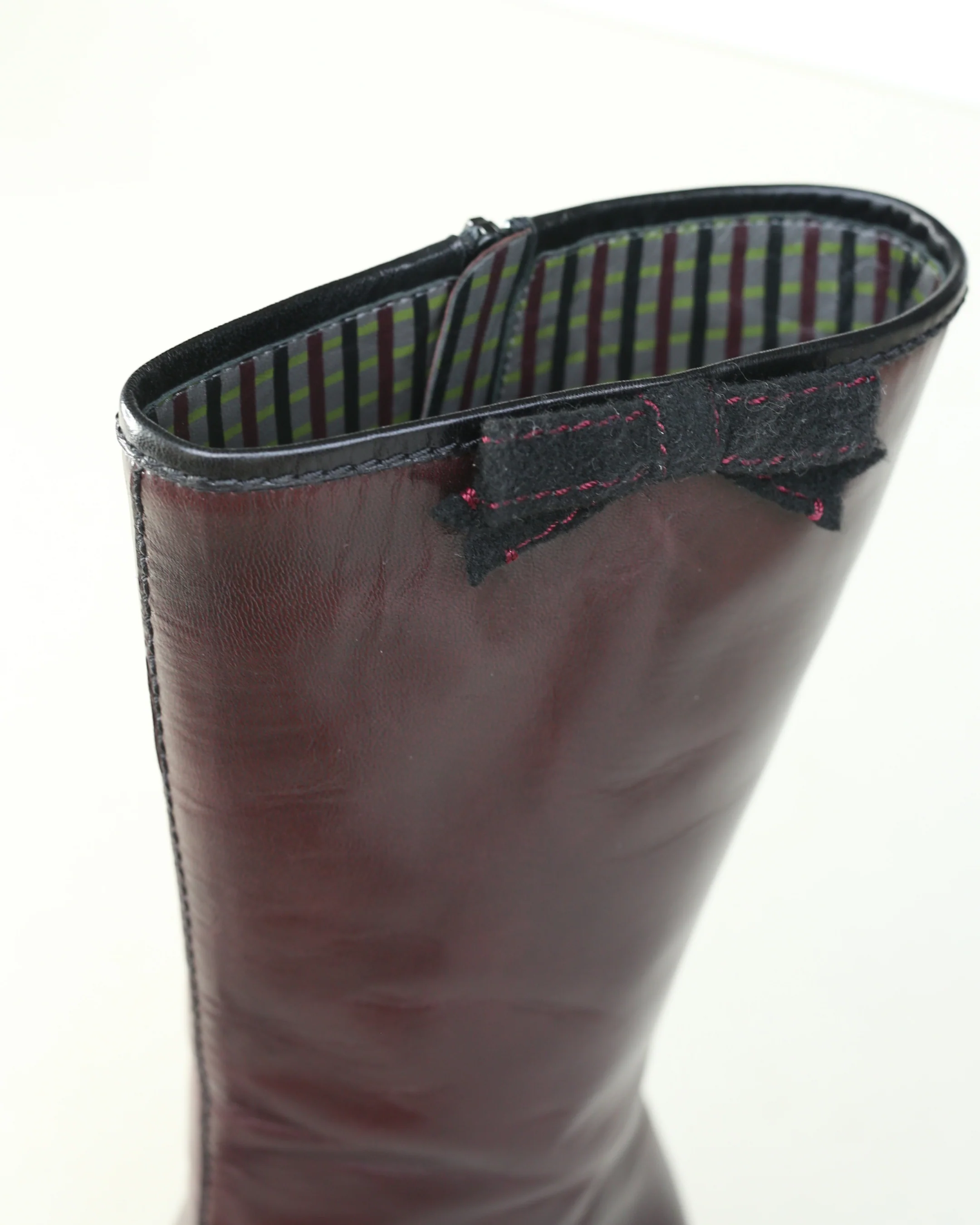 miu miu 2000s leather boots - Image 6