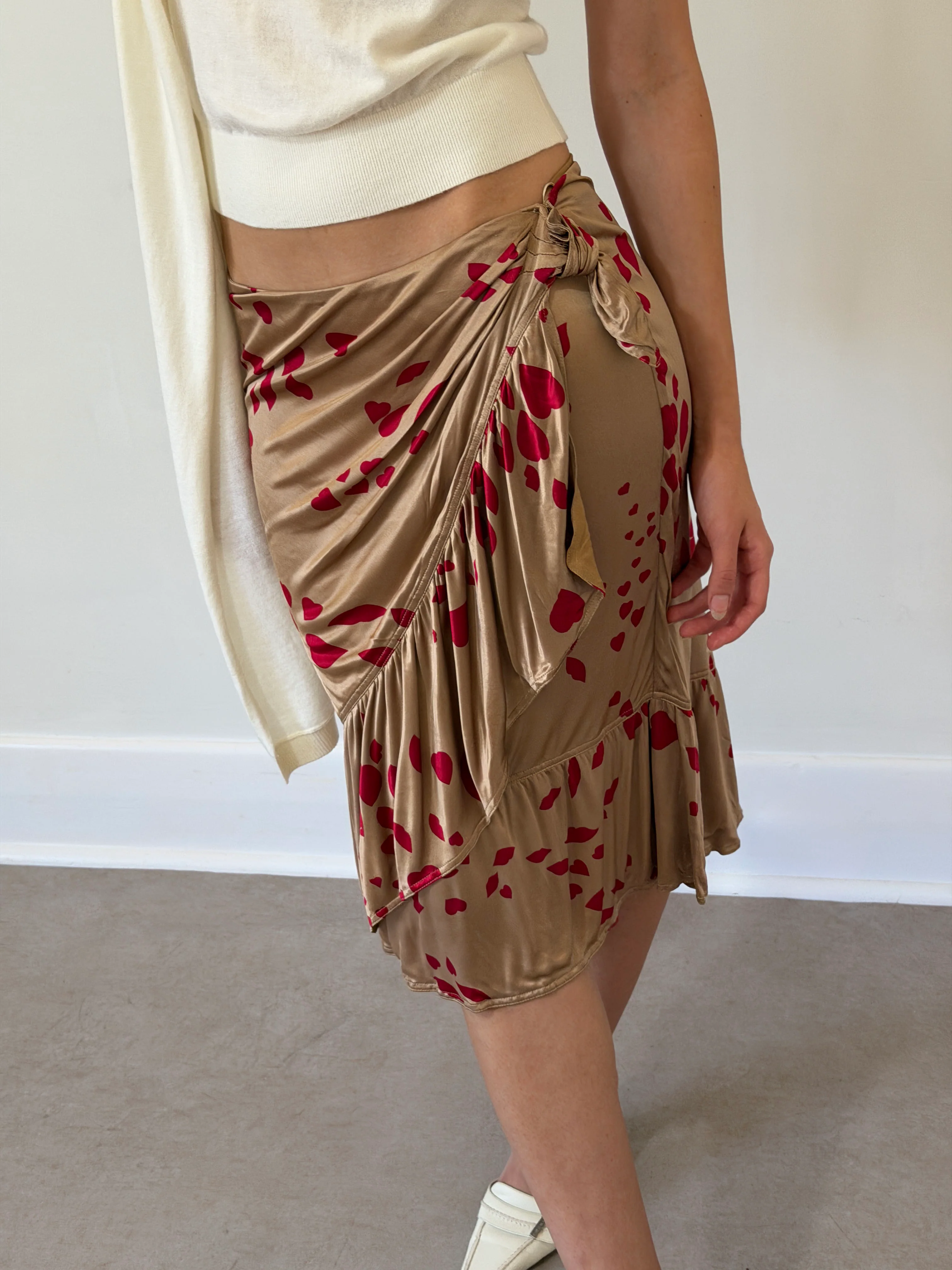 (rare) yves saint laurent fall 2004 lip kiss skirt - Image 9